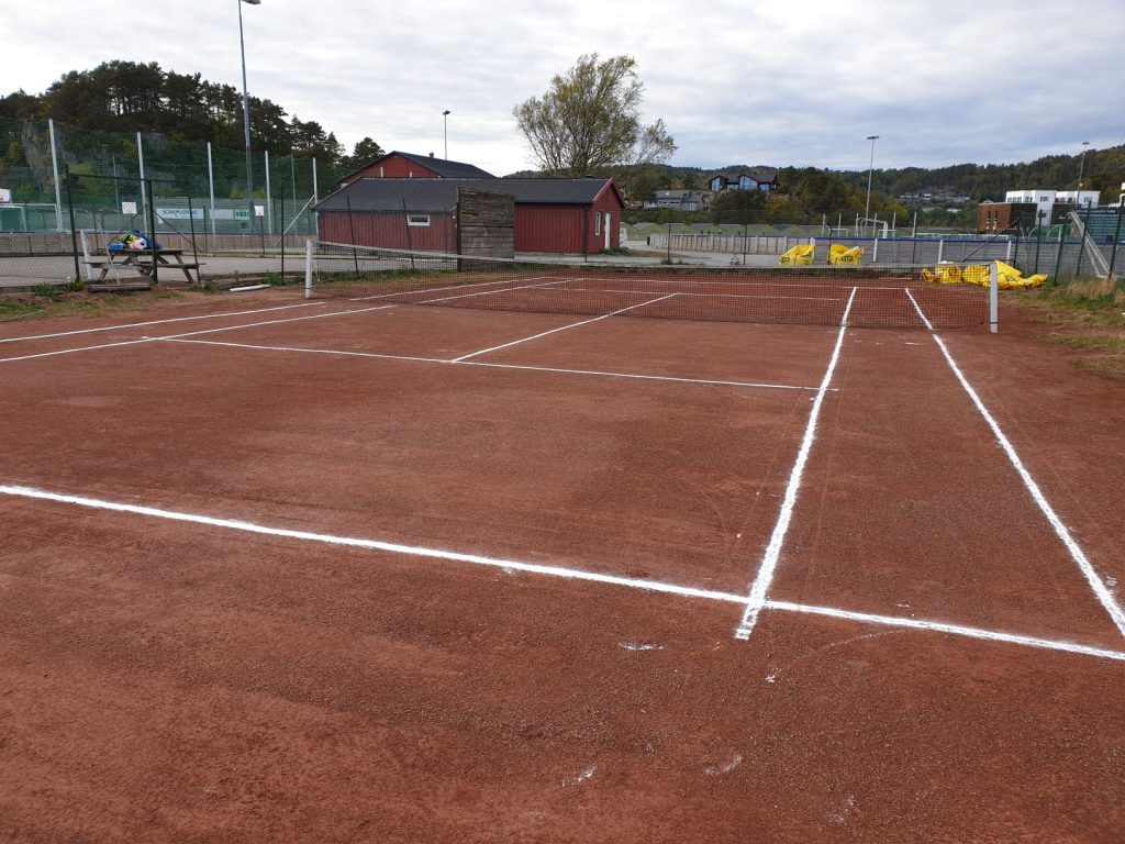 Tennisbane.jpg