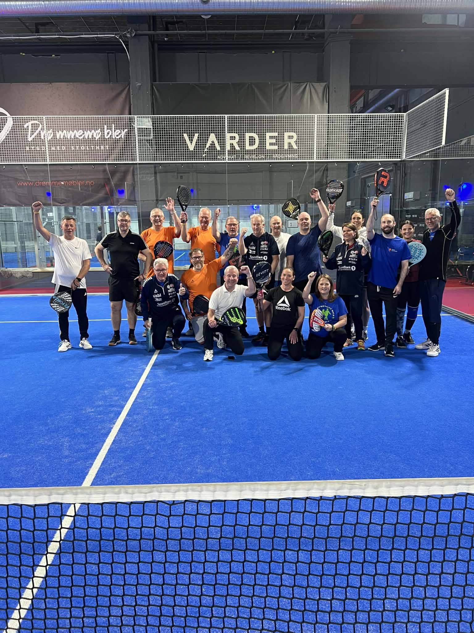Padel, fellesskap og mestring på Parkinsondagen i Moss